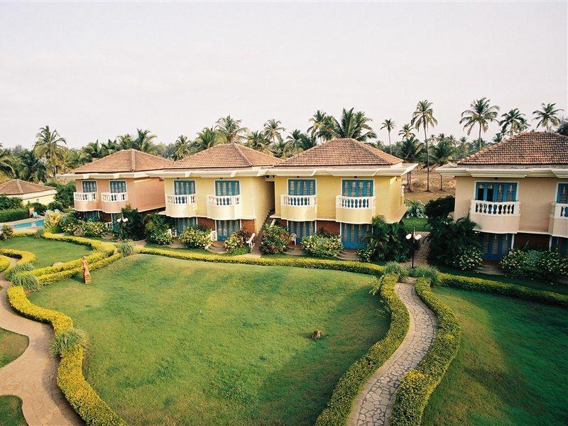 Coconut Grove Beach Resort Colva Ngoại thất bức ảnh