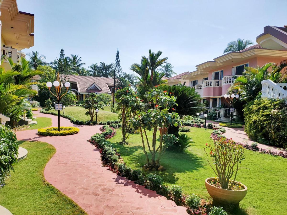 Coconut Grove Beach Resort Colva Ngoại thất bức ảnh