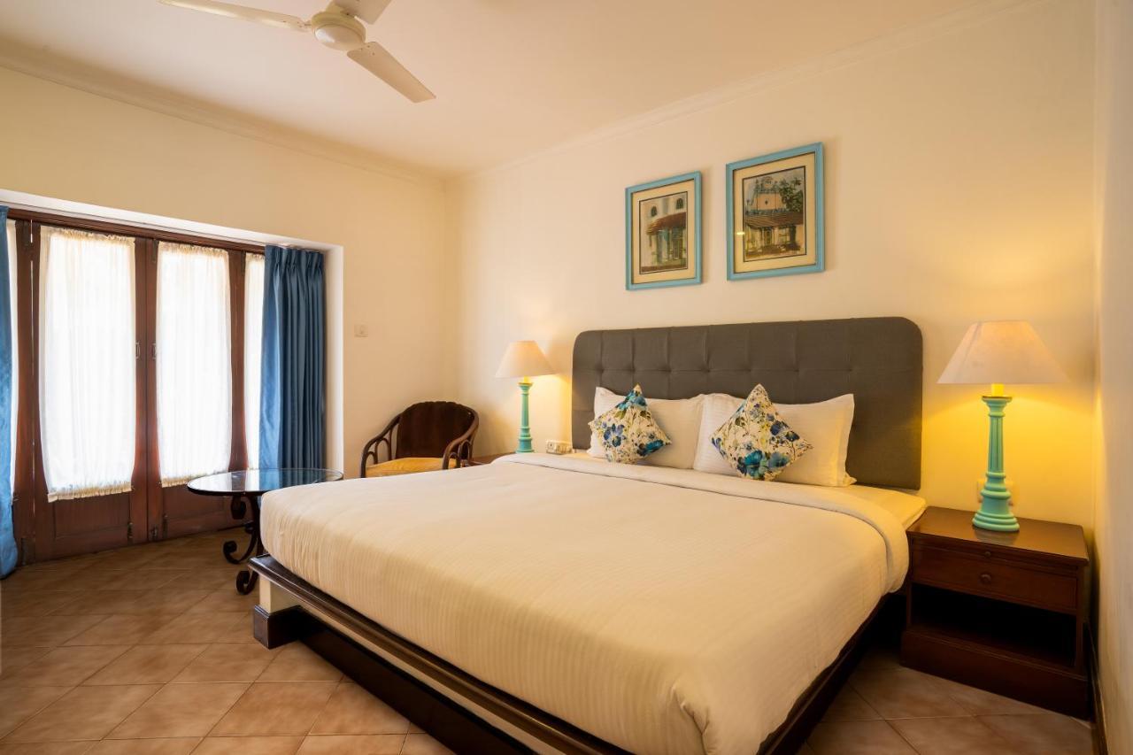 Coconut Grove Beach Resort Colva Ngoại thất bức ảnh